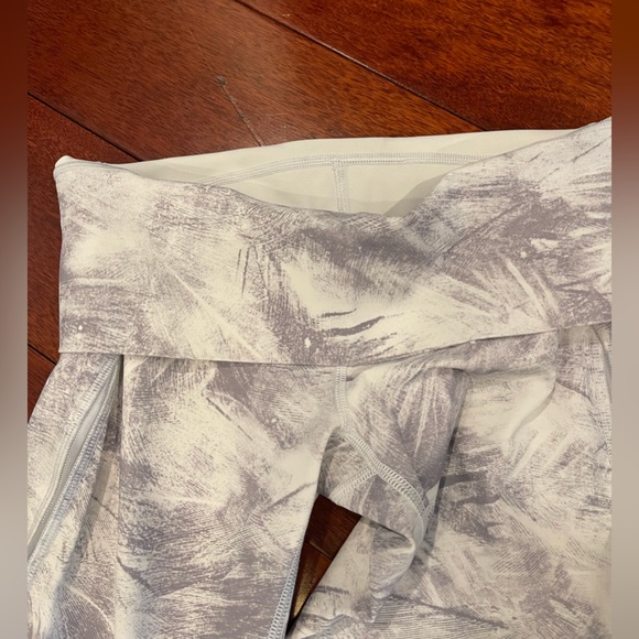 Lululemon Tights - Picture 4 of 6